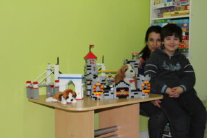 Jugando con Rasti y mi Mamá - 2010