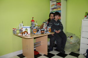 Jugando con Rasti y mi Mamá - 2010